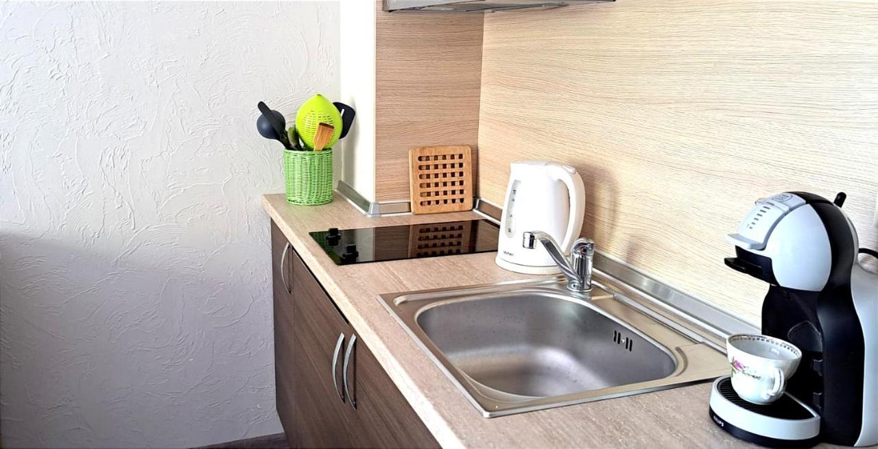 Patrick'S Apartments - Sorrento Sole Mare, Свети Влас Екстериор снимка