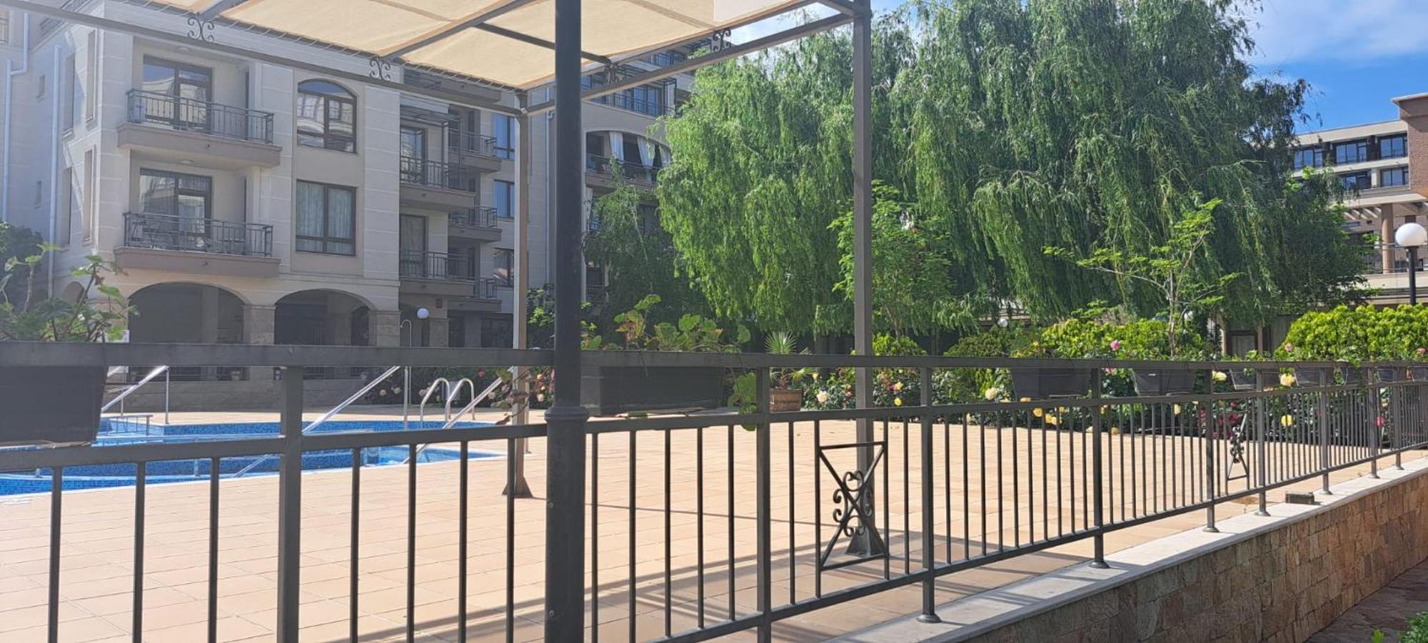 Patrick'S Apartments - Sorrento Sole Mare, Свети Влас Екстериор снимка