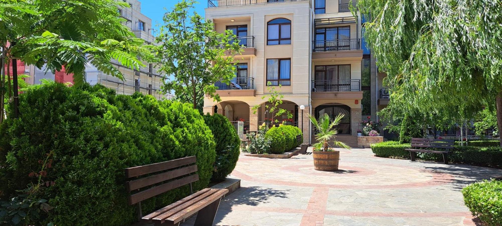 Patrick'S Apartments - Sorrento Sole Mare, Свети Влас Екстериор снимка