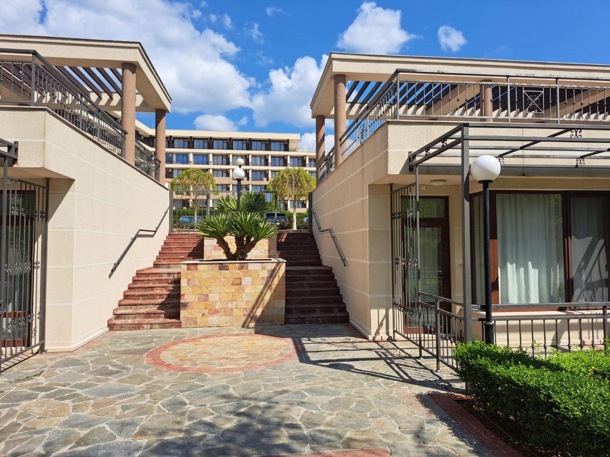 Patrick'S Apartments - Sorrento Sole Mare, Свети Влас Екстериор снимка